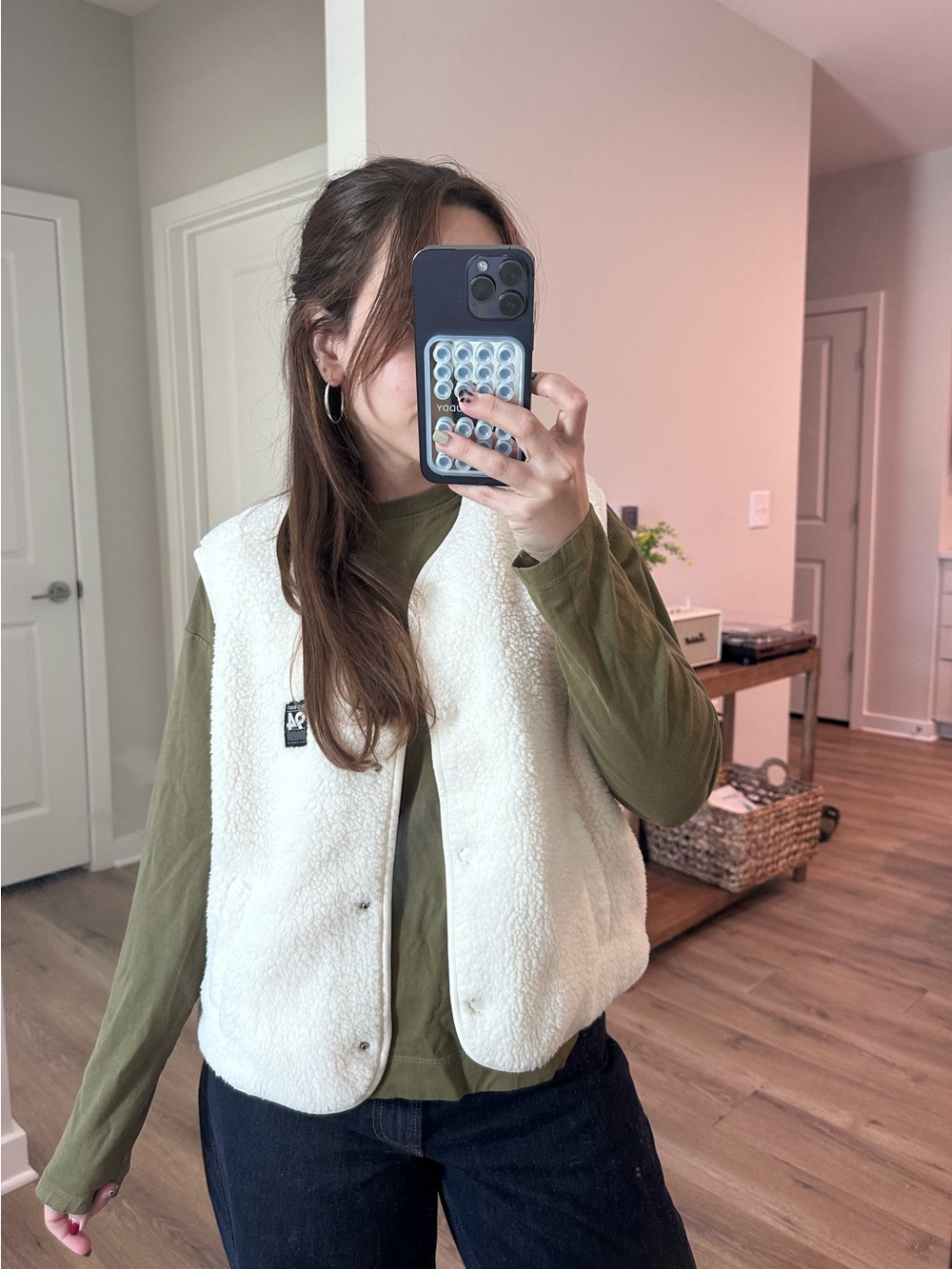 Old Navy Cream Sherpa Snap-Front Vest